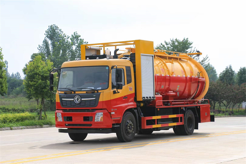 市?搶政?修，救險排澇利器東風天錦清洗吸污車，市面上最暢?的銷?車型